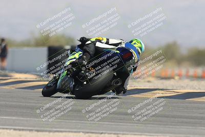 media/Oct-04-2025-CVMA (Sat) [[408bcdd6e4]]/Race 4-Formula Middleweight (Holeshot)/